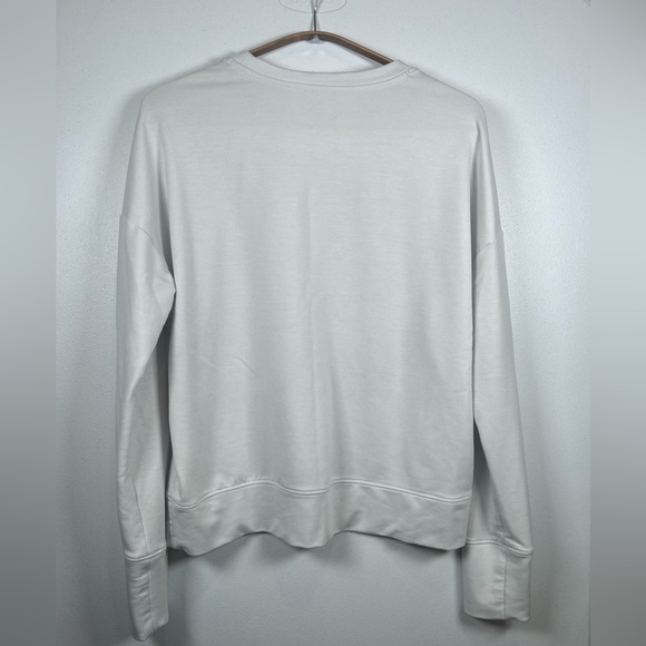 Under Armour Light Gray Sweatshirt w/ Pink Logo Down the Sleeves. Size Small. - Picture 2 of 6